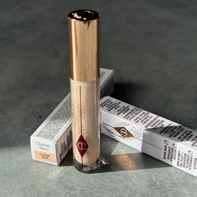 Фото Консилер для сяйва шкіри Charlotte Tilbury Beautiful Skin Radiant Concealer 2.5 Fair